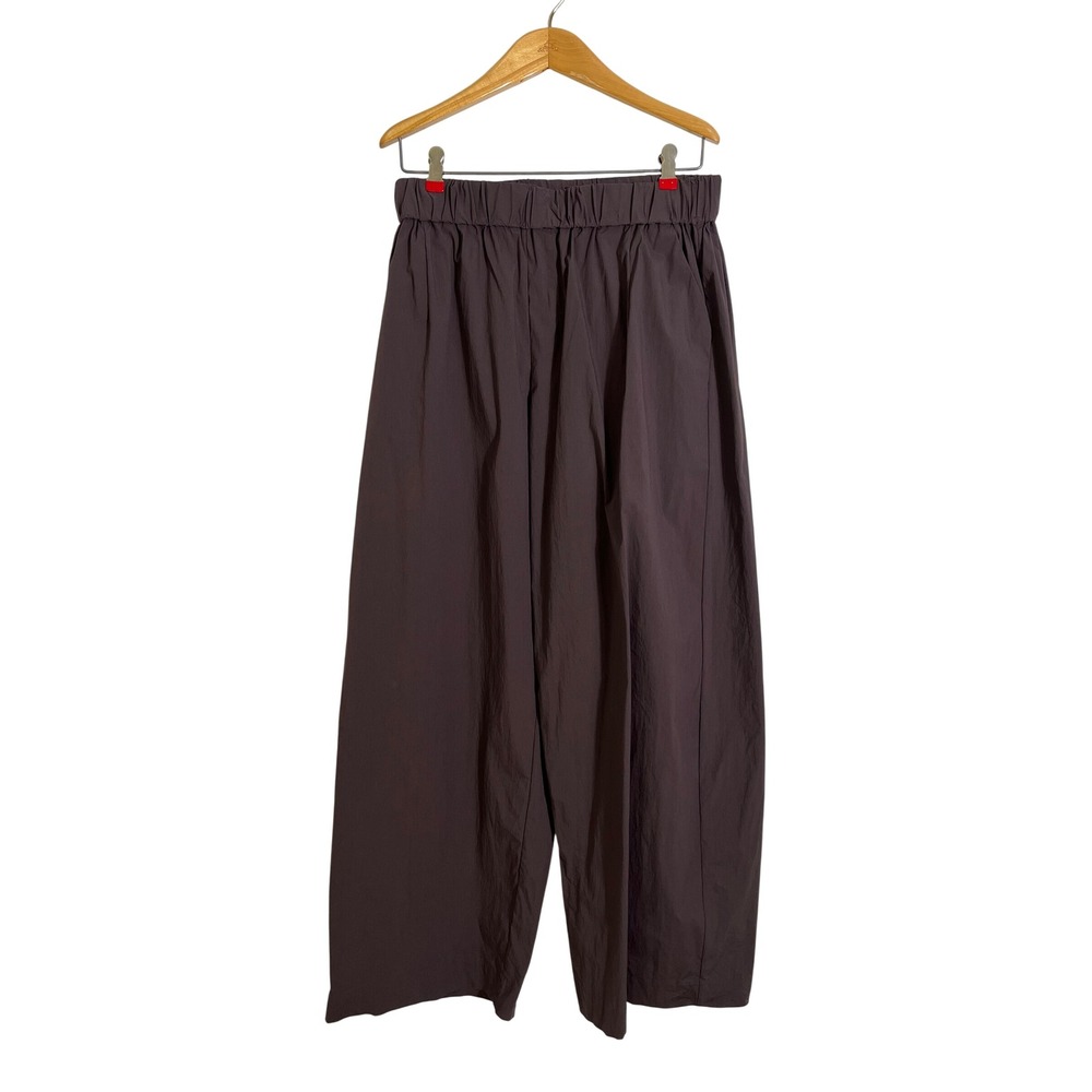 ST. AGNI Relaxed Balloon Wide Leg Trouser Pants in Chocolate Brown - Picture 3 of 11